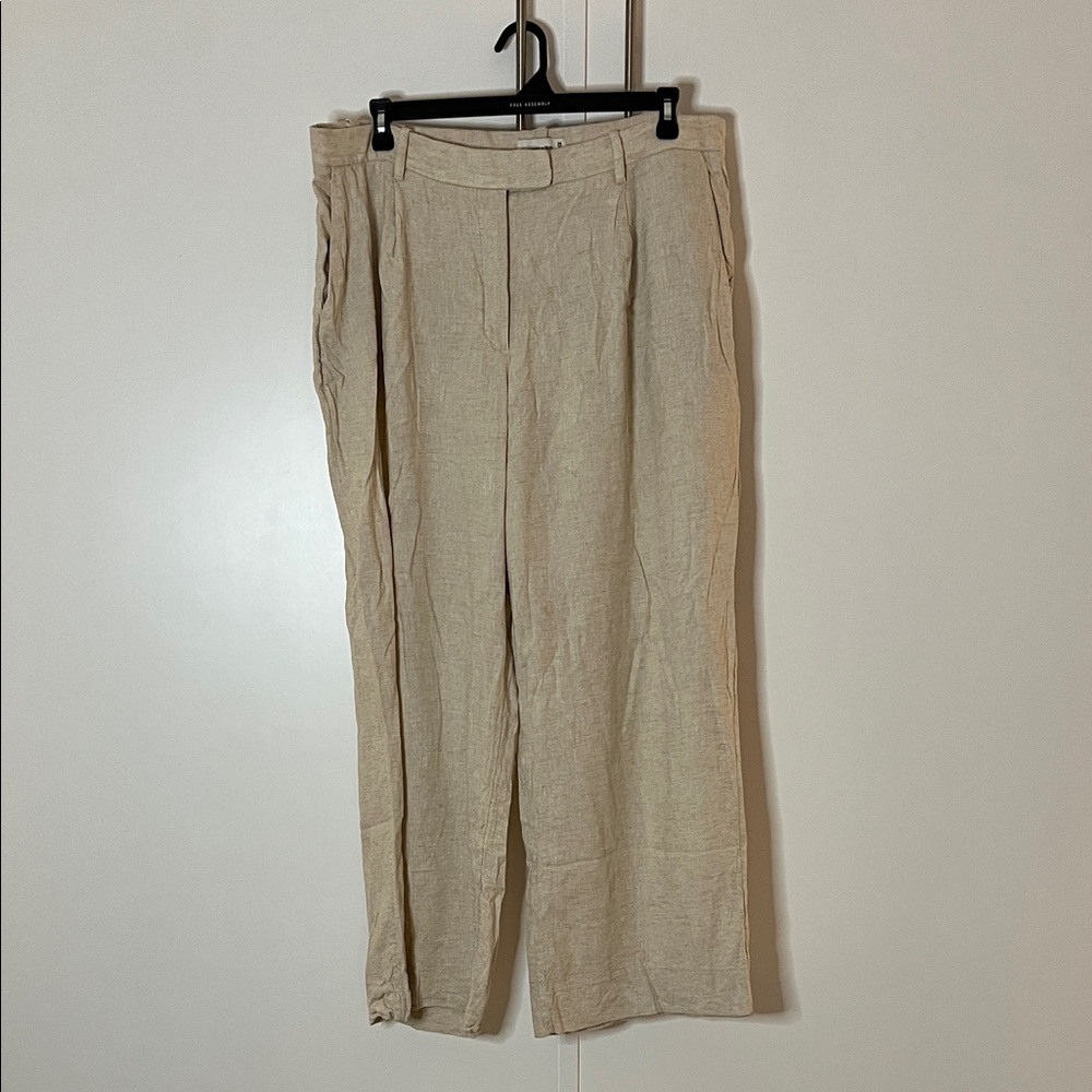 Abercrombie & Fitch Light Tan Chinos